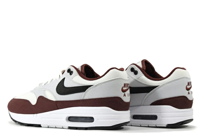 "DARK TEAM RED"AIR MAX 1