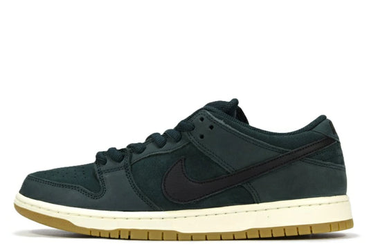 "DEEP FIR"SB DUNK LOW PRO