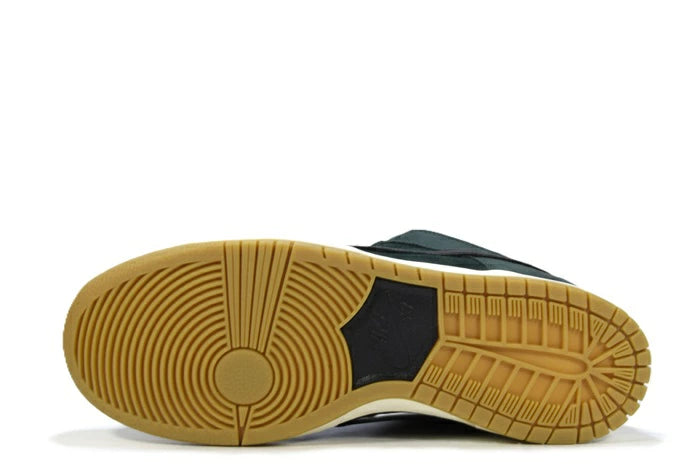 "DEEP FIR"SB DUNK LOW PRO