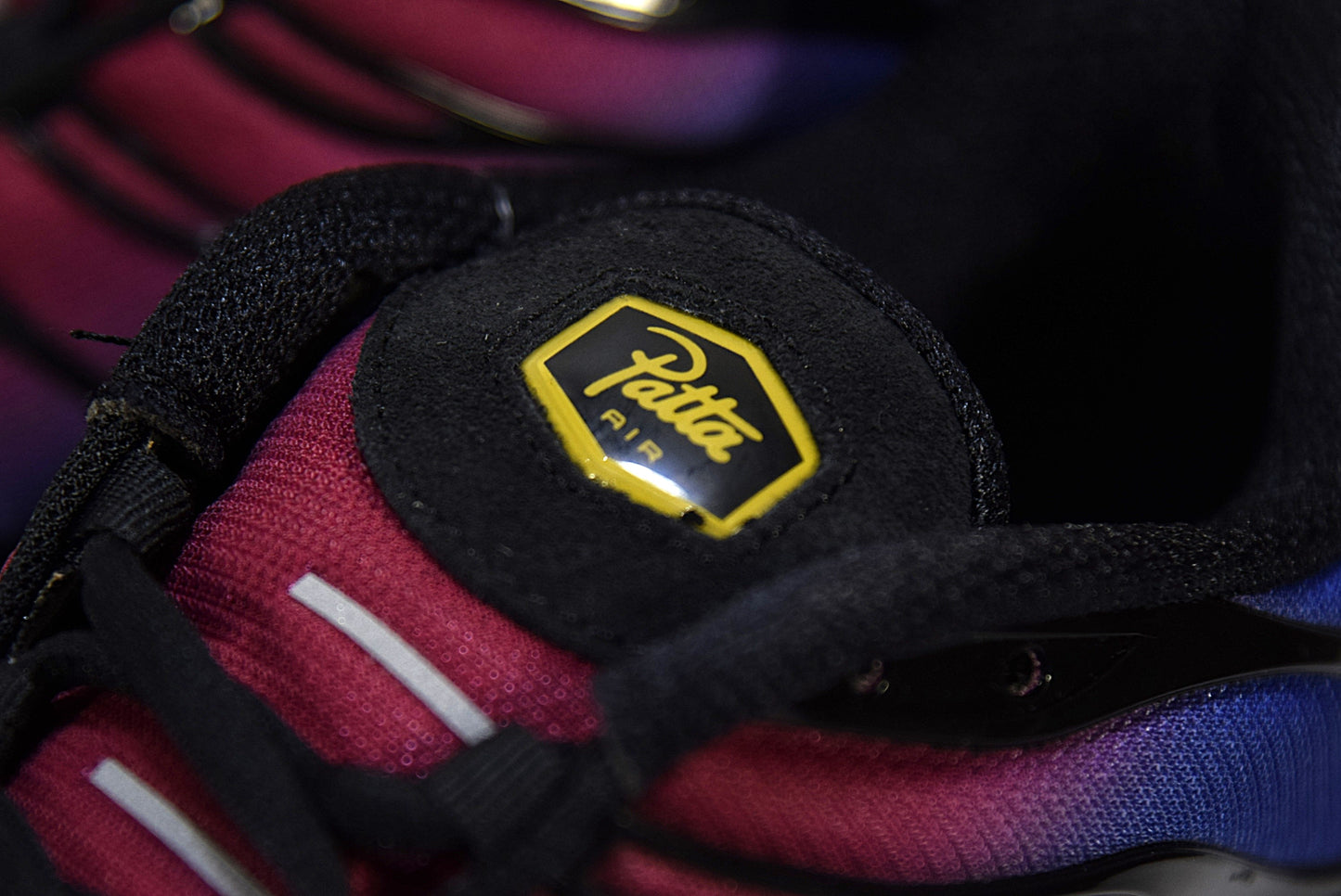 "PATTA x FC BARCELONA"AIR MAX PLUS