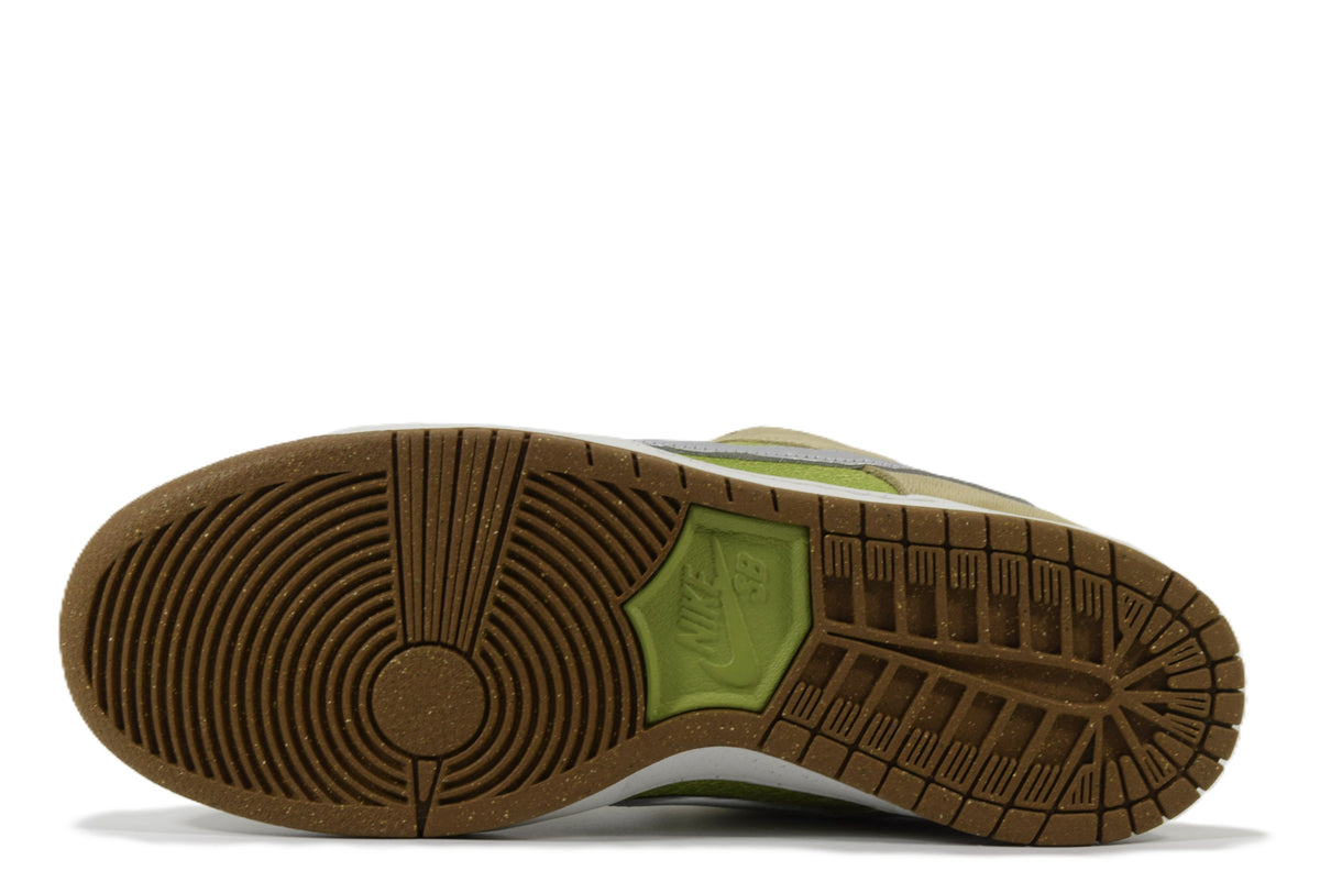 "ESCARGOT"SB DUNK LOW PRO WC