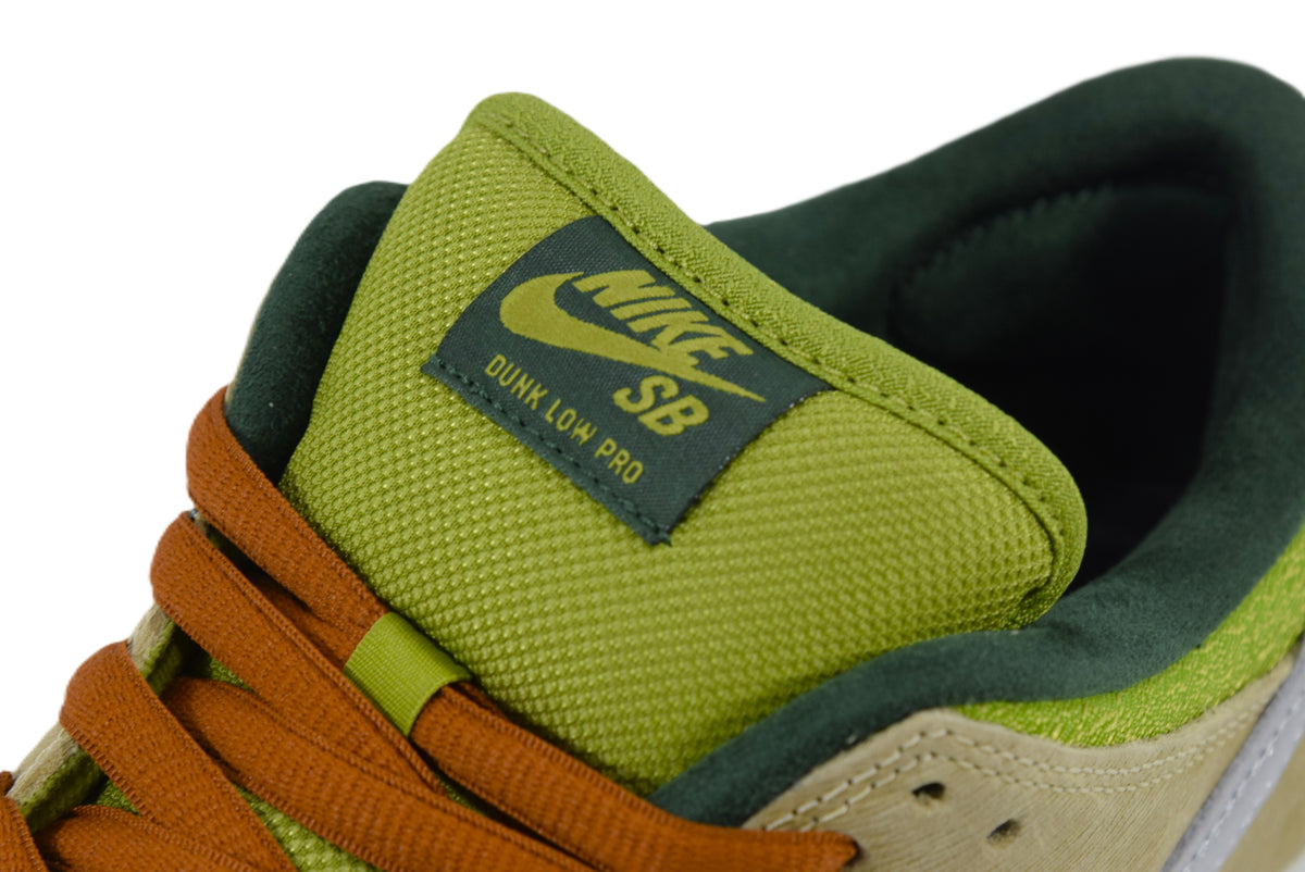 "ESCARGOT"SB DUNK LOW PRO WC
