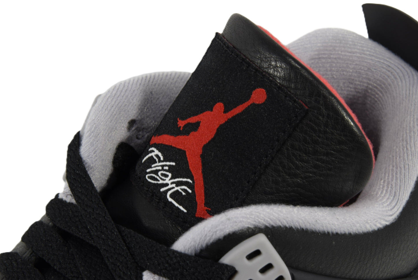 "BRED REIMAGINED"AIR JORDAN 4 RETRO