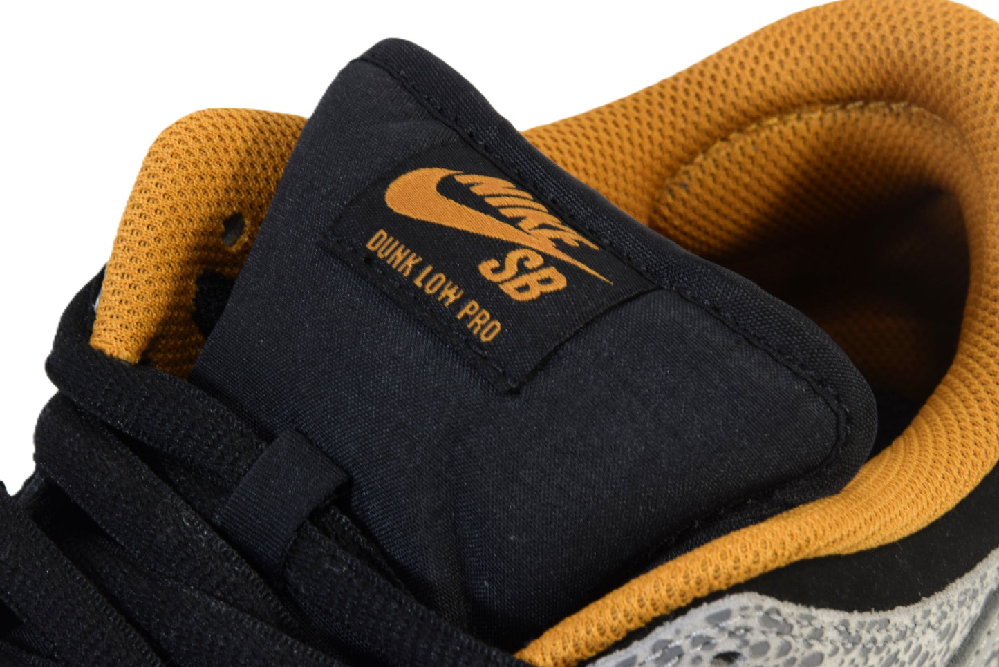 "ELECTRIC SAFARI F&F"SB DUNK LOW PRO