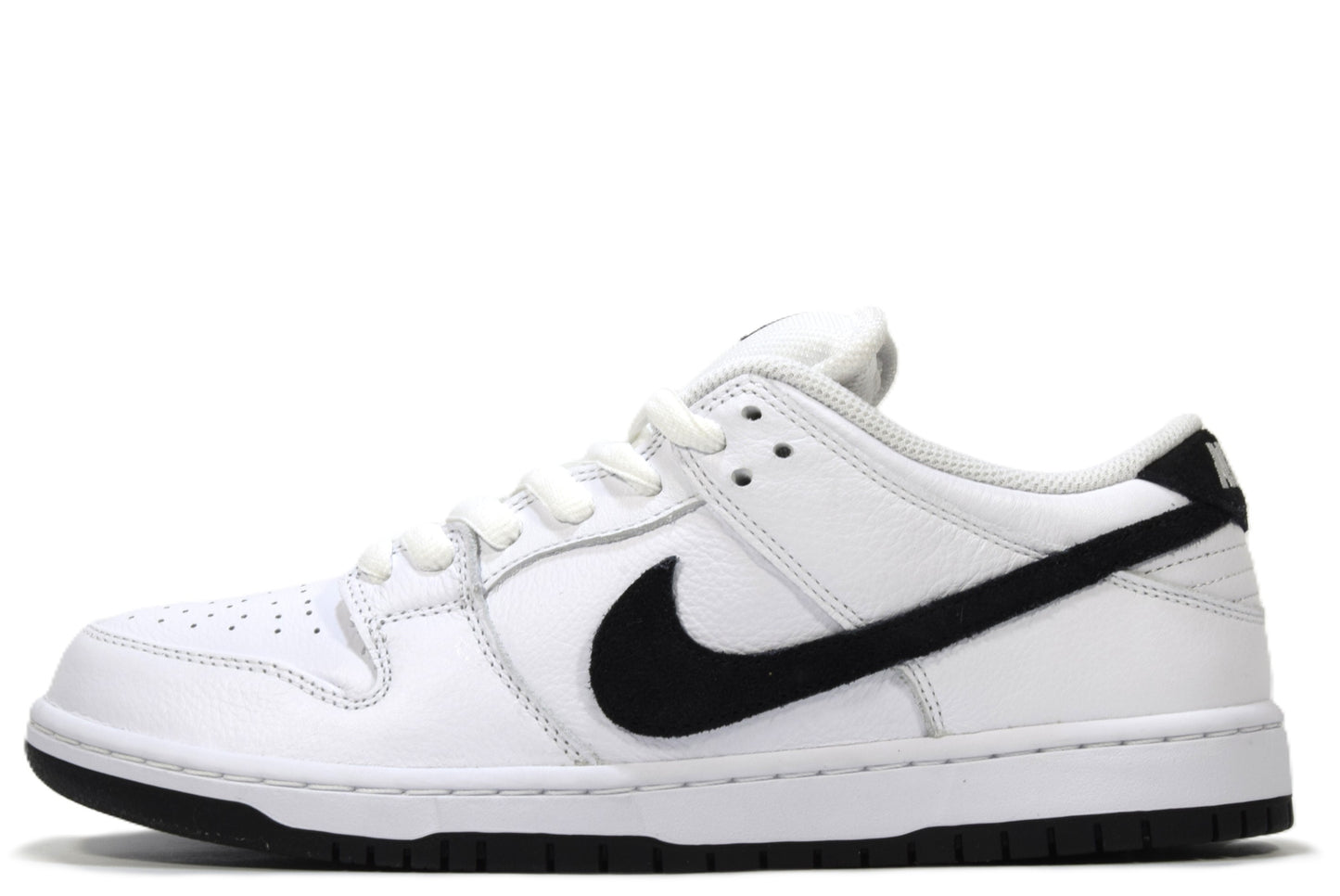 "WHITE BLACK"SB DUNK LOW PRO