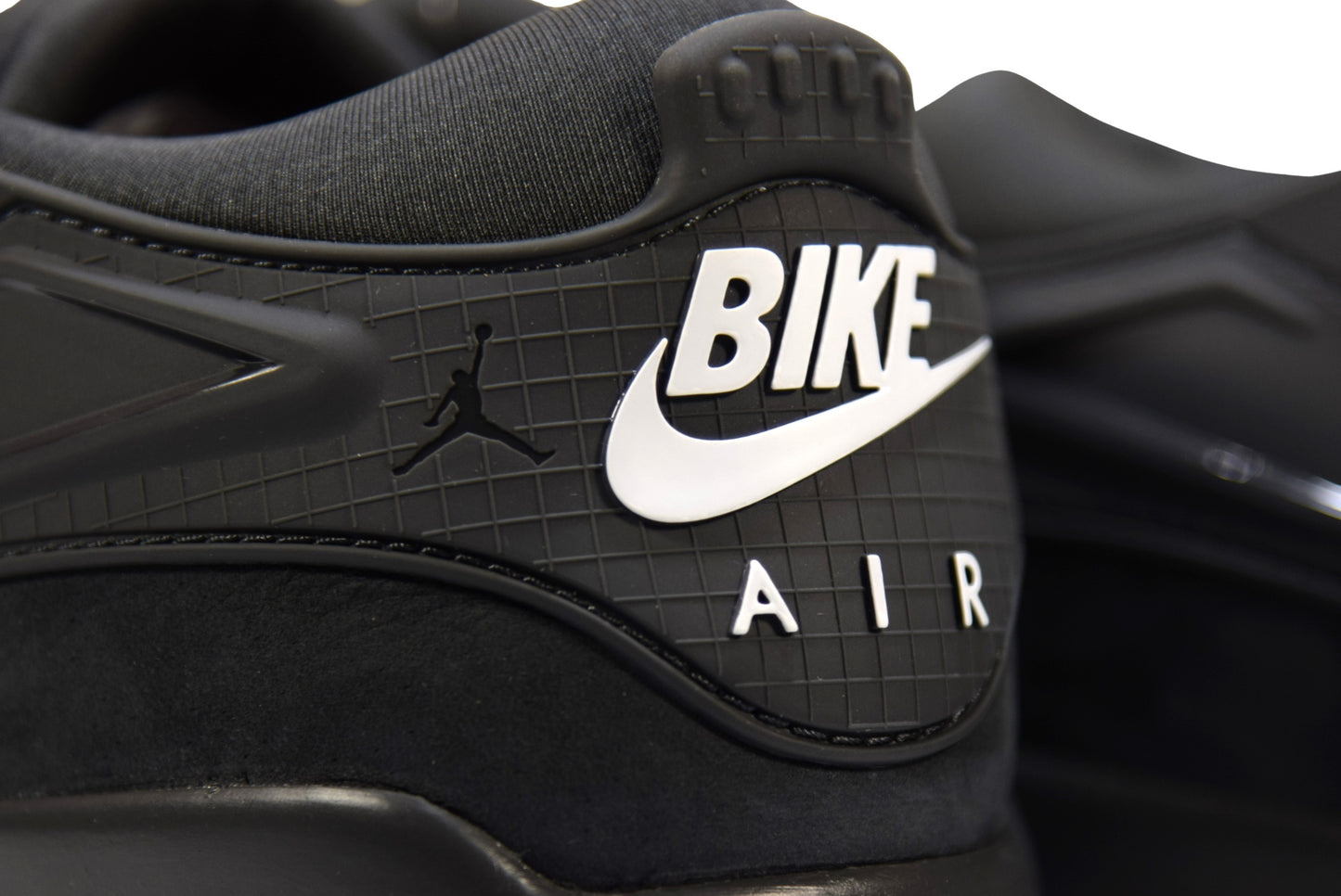 "NIGEL SYLVESTER ANTHRACITE"AIR JORDAN 4 RM SP