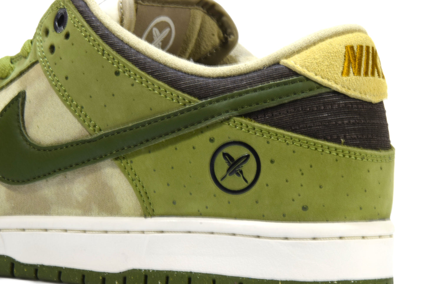 "SUPREME JEWEL GOLD" SB DUNK LOW PRO OG QS