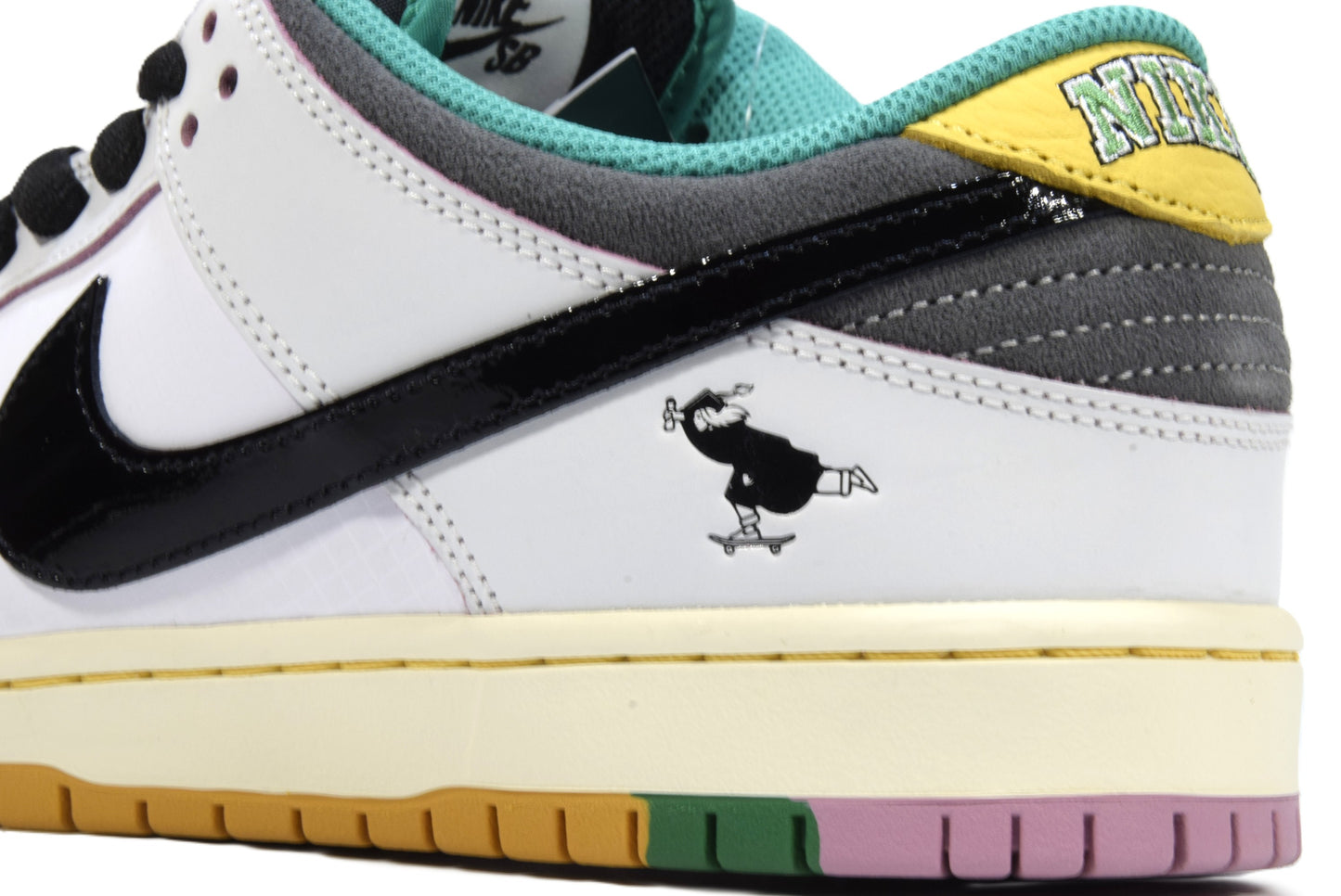 "CSEF"SB DUNK LOW PRO QS