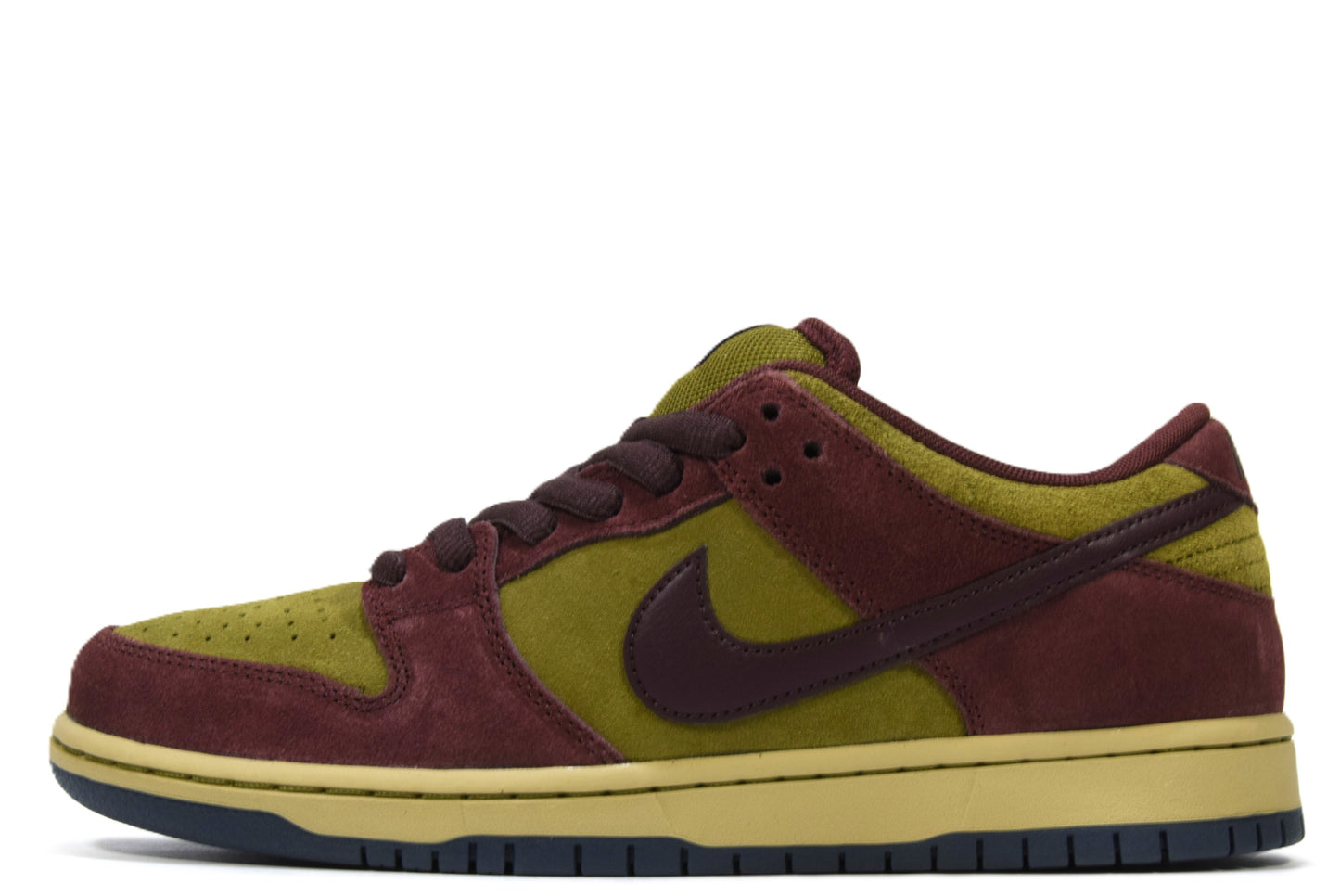 "BURGUNDY CRUSH"SB DUNK LOW PRO
