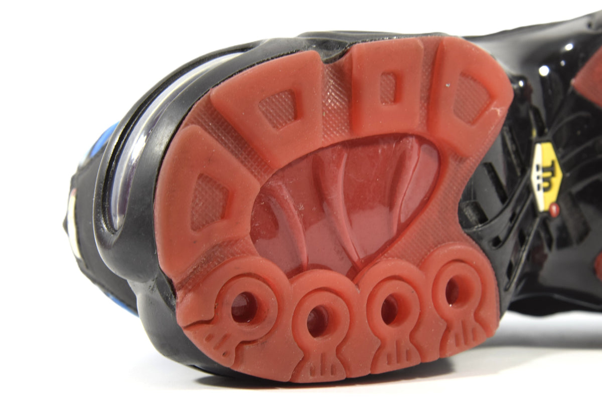 "SHARK ATTACK"AIR MAX PLUS
