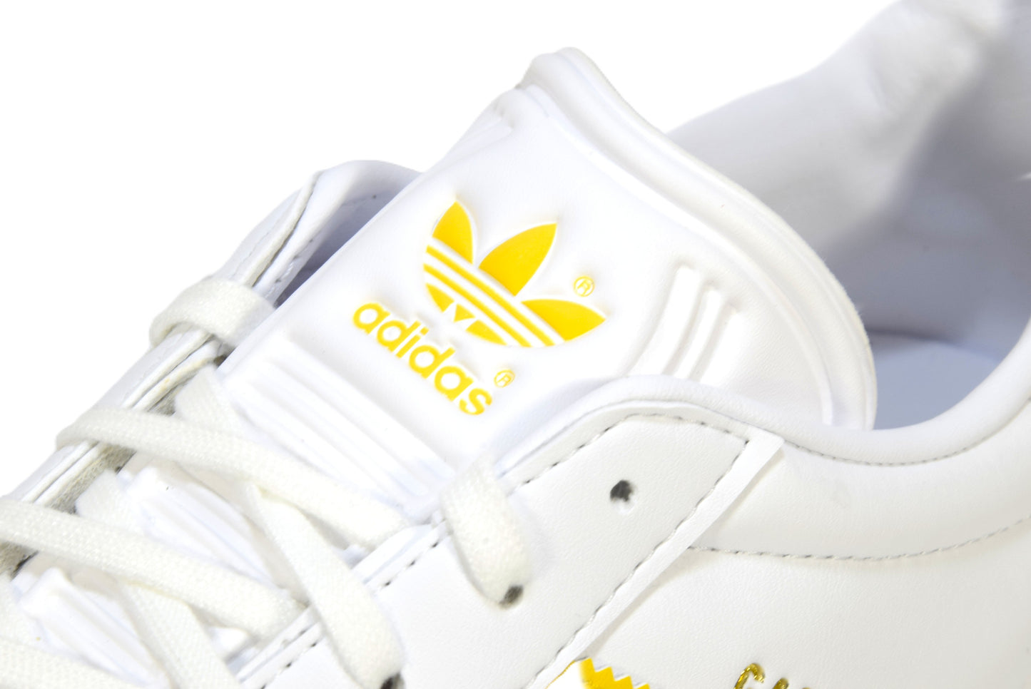 "WHITE GOLD GUM"GAZELLE