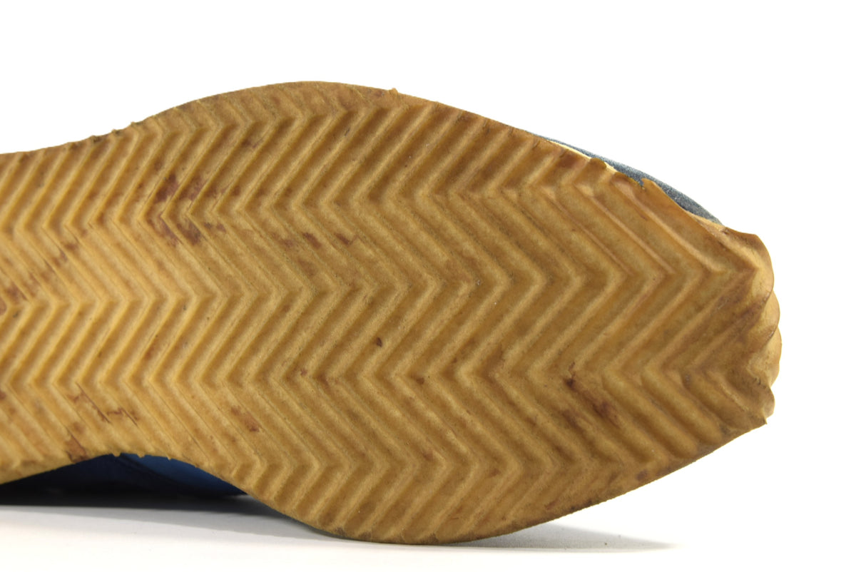 M320