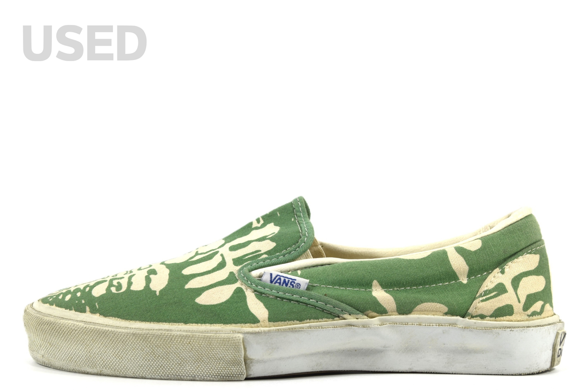 "HIBISCUS"SLIP ON